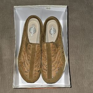 Traveltime Brown Slip-On Shoes